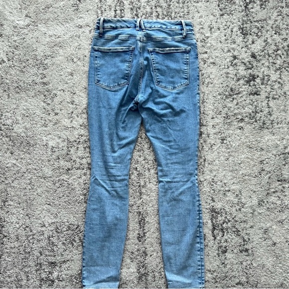 Good American Good Legs Skinny Jeans - Picture 2 of 7
